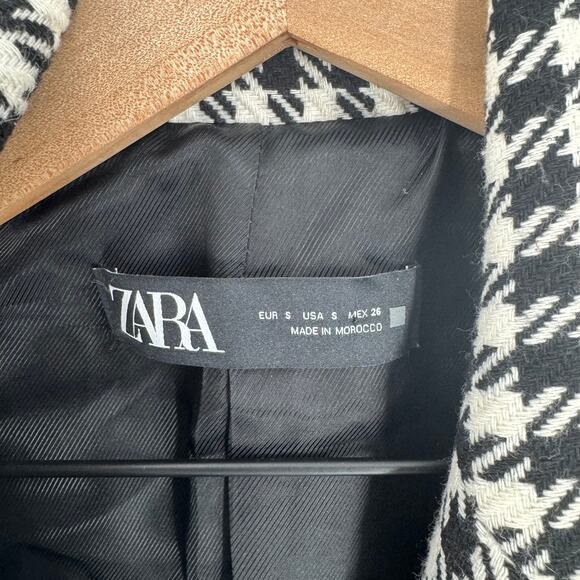ZARA Black White Houndstooth Double Breasted Blazer Gold Button Tweed Size Small - Picture 3 of 9
